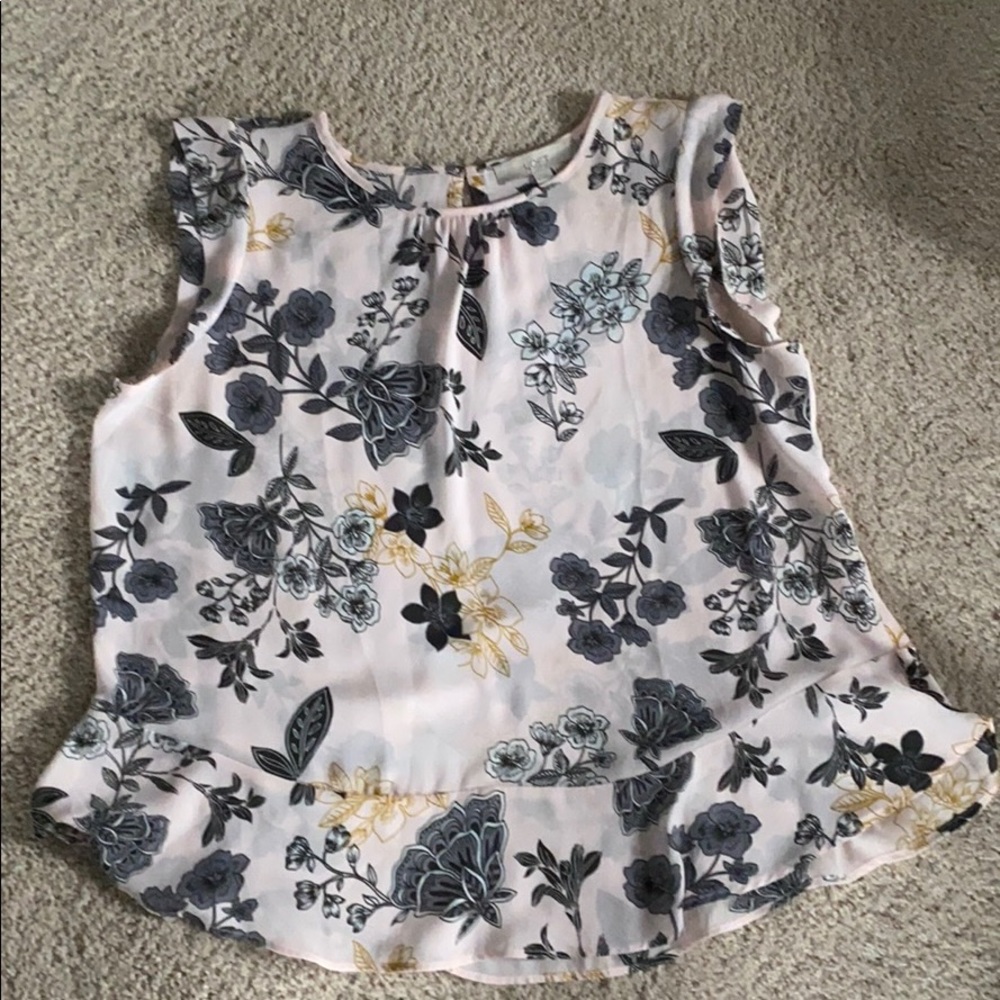 Floral top!!